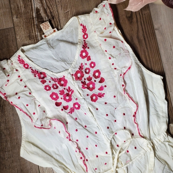 Voice Ruffle Floral Embroidered Sleeveless Button Down Peplum Tie Top Size Small - Picture 15 of 16